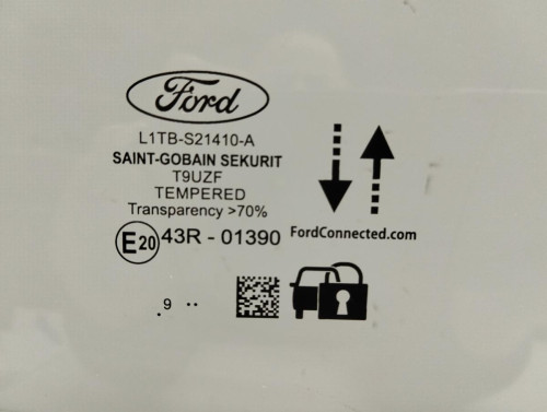 LUNA DELANTERA DERECHA Ford PUMA 