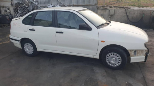  SEAT CORDOBA BERLINA (6K2) 