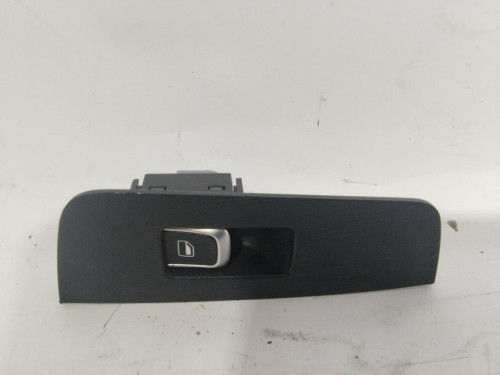  MANDO ELEVALUNAS TRASERO DERECHO AUDI A1 (8XK) 