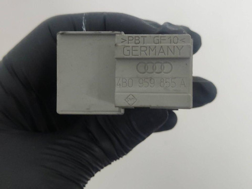  MANDO ELEVALUNAS TRASERO DERECHO AUDI A6 BERLINA (4B2) 