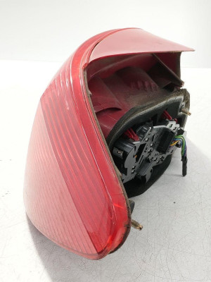 PILOTO TRASERO DERECHO, PEUGEOT, 307 (S1)(04.2001)