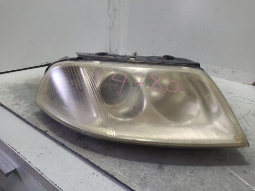  FARO DERECHO VOLKSWAGEN PASSAT BERLINA (3B3) 