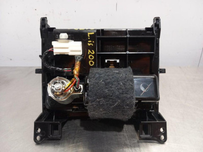 CENICERO, LEXUS, IS (DS2/IS2)