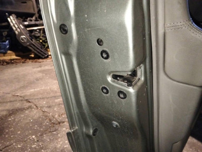 CERRADURA PUERTA DELANTERA IZQUIERDA
