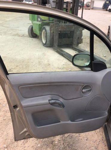 CITROEN C3 — vehículo donante para recambios 