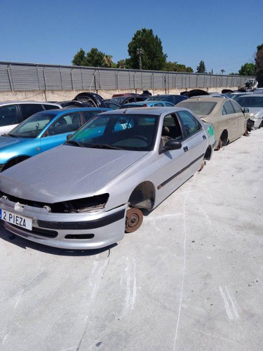 PEUGEOT 406 BERLINA (S1/S2) — vehículo donante para recambios 