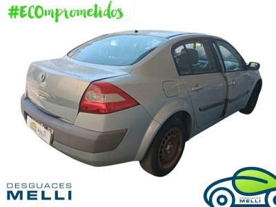 RENAULT MEGANE II CLASSIC BERLINA
