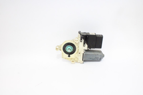 MOTOR ELEVALUNAS TRASERO DERECHO 
