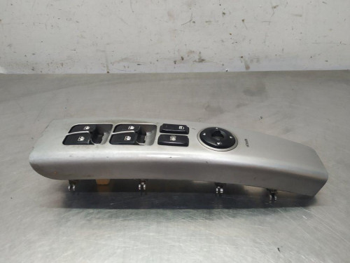  MANDO ELEVALUNAS DELANTERO IZQUIERDO Hyundai SANTA FE (CM) 