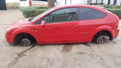 Ford Focus Berlina (CAP)(08.2004->) — vehículo donante para recambios 
