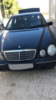 MERCEDES-BENZ CLASE E (BM 210) BERLINA