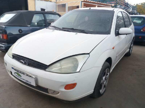  FORD FOCUS BERLINA (CAK) 