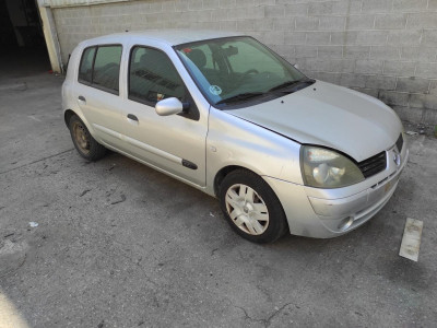 RENAULT CLIO II FASE II (B/CB0)