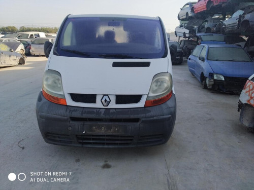  RENAULT TRAFIC II COMBI 