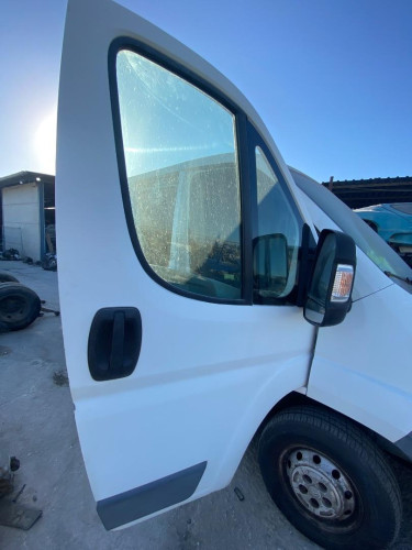 PUERTA DELANTERA DERECHA Citroen JUMPER COMBI 