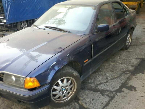  BMW SERIE 3 BERLINA (E36) 
