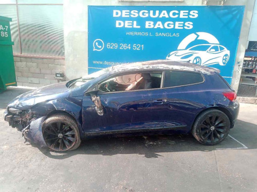  VOLKSWAGEN SCIROCCO (137) 