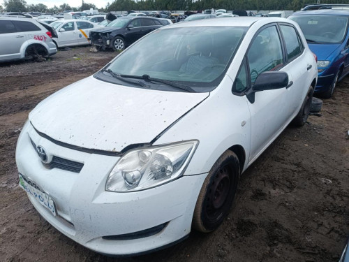  TOYOTA AURIS (E15) 