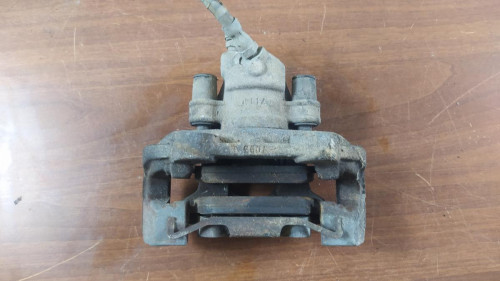 PINZA DE FRENO TRASERA IZQUIERDA MERCEDES-BENZ CLASE ML (BM 164) 