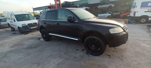  VOLKSWAGEN TOUAREG (7LA) 