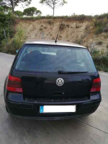 VOLKSWAGEN GOLF IV BERLINA (1J1)(10.1997) — vehículo donante para recambios 