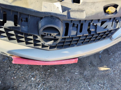 REFUERZO PARAGOLPES DELANTERO