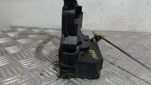  CERRADURA PUERTA DELANTERA DERECHA 