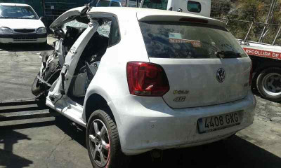 VOLKSWAGEN POLO V (6R1)