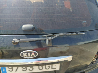BRAZO LIMPIA TRASERO Kia Sorento (BL)(2002->)