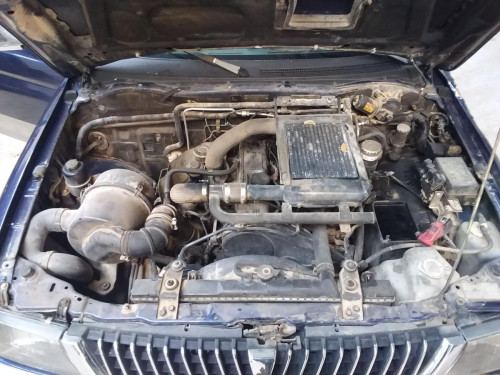MITSUBISHI MONTERO SPORT (K90) — vehículo donante para recambios 