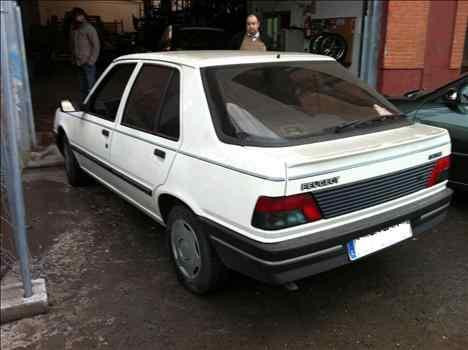  PEUGEOT 309 