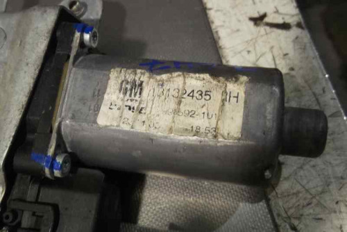  ELEVALUNAS DELANTERO DERECHO OPEL ZAFIRA B 