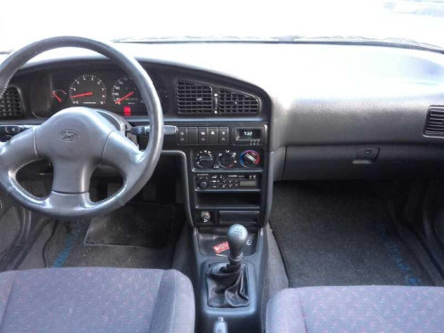  HYUNDAI LANTRA (J1) 
