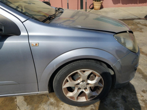 ALETA DELANTERA DERECHA Opel Astra H Berlina (2004->) OPEL Astra H Berlina (2004->) 