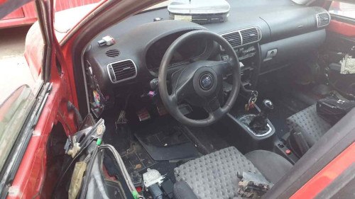  SEAT LEON (1M1) 