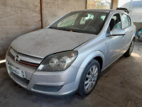 OPEL ASTRA H BERLINA