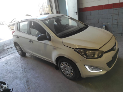 HYUNDAI I20 (PB) — vehículo donante para recambios 