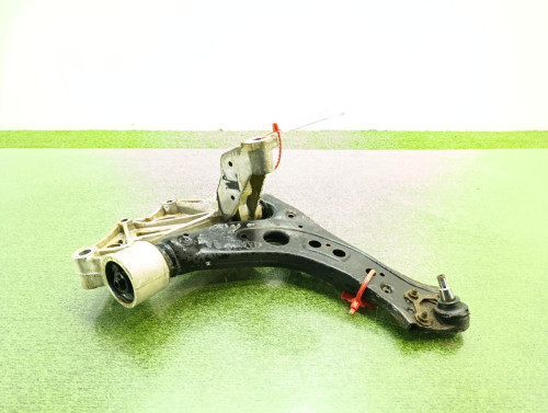 BRAZO SUSPENSION INFERIOR DELANTERO DERECHO VOLKSWAGEN FOX (5Z1)(04.2005) 