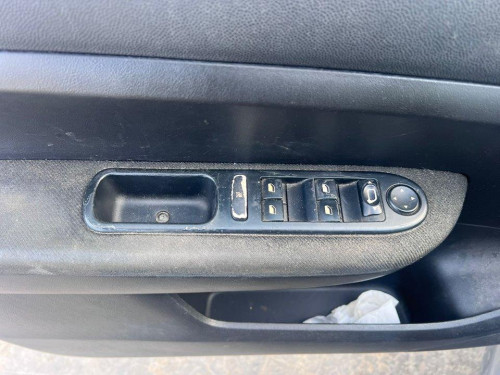  PEUGEOT 307 BERLINA (S2) 