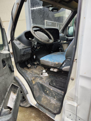 IVECO DAILY CAMIÓN/VOLQUETE — Donor Vehicle for Used Parts 