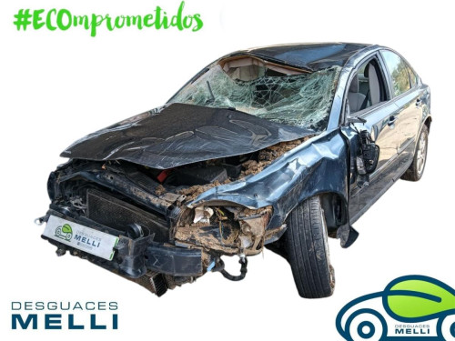 VOLVO S40 BERLINA — vehículo donante para recambios 
