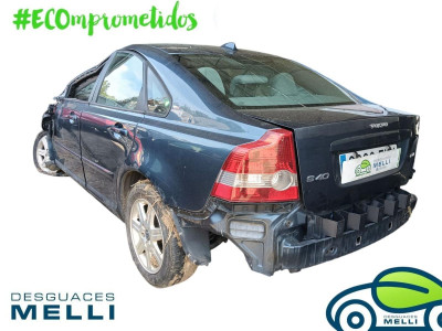 VOLVO S40 BERLINA
