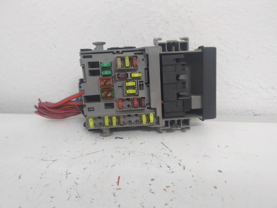 CAJA RELES / FUSIBLES, Opel, ASTRA J BERLINA 5P