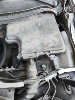 CAJA RELES / FUSIBLES