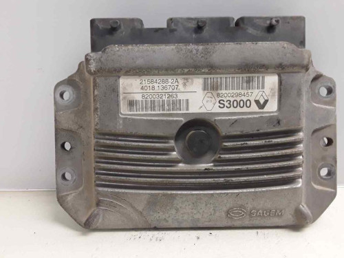 CENTRALITA MOTOR UCE Renault MEGANE II BERLINA 5P 