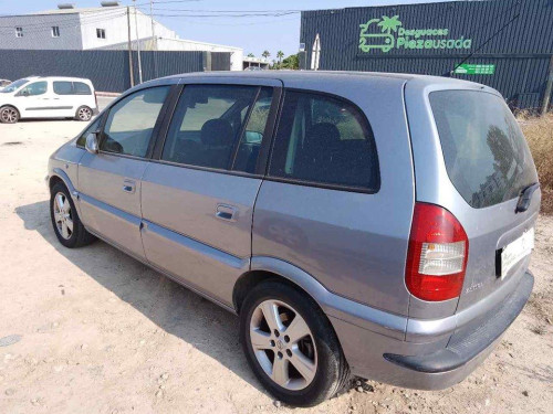 OPEL ZAFIRA A — vehículo donante para recambios 