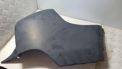 PUNTERA PARAGOLPES TRASERA DERECHA Land Rover Discovery Sport (02.2015->)