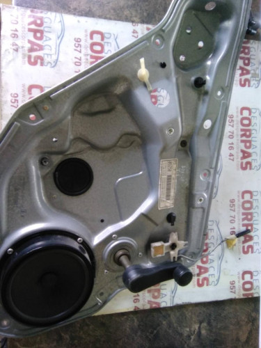  ELEVALUNAS TRASERO IZQUIERDO Seat LEON (1M1) 