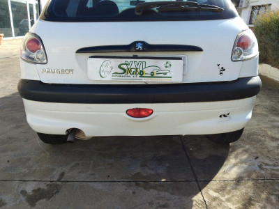 PARAGOLPES TRASERO Peugeot 206 (1998->)
