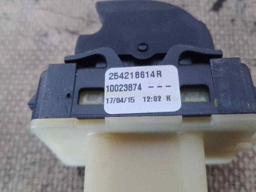 MANDO ELEVALUNAS DELANTERO DERECHO Renault CAPTUR I 